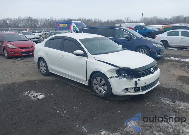 3VWD17AJ0EM212333: 44336979