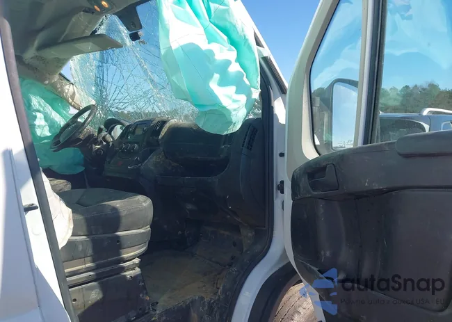 3C6TRVBG6LE125422: 44337013