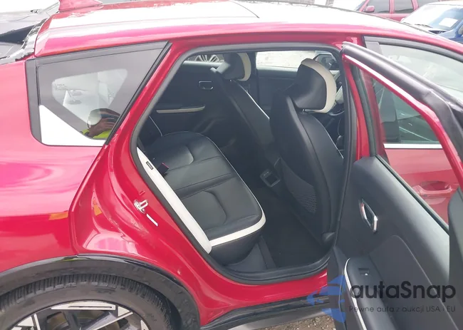 3KPFW4DE3SE194555: 44337105