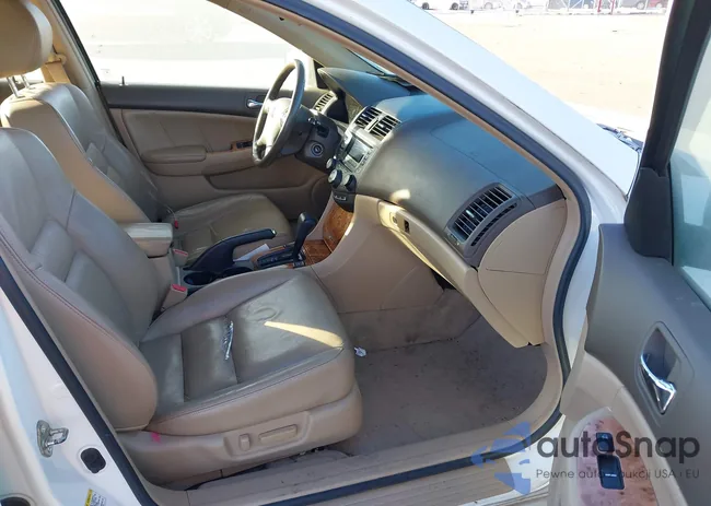 1HGCM66595A036232: 44337113