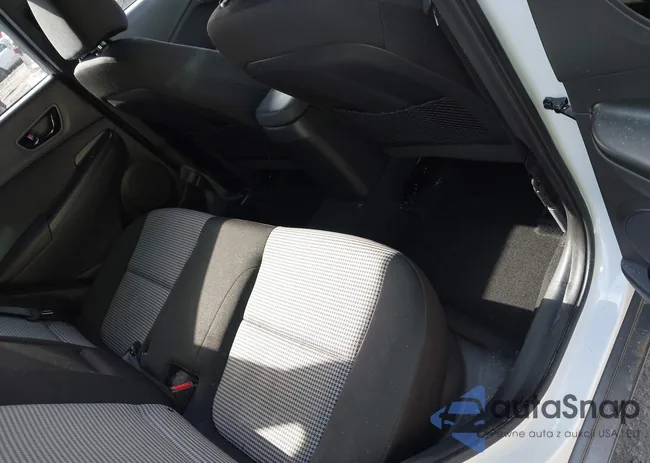 KM8K6CA56MU668382: 44337130