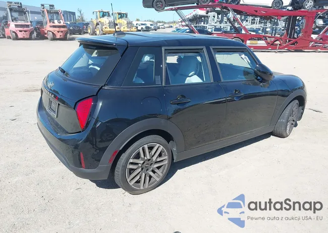 WMW53GD02S2W45642: 44337300