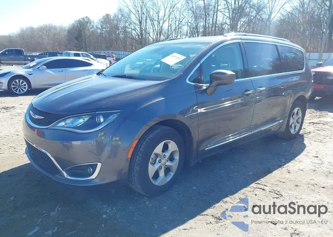 2C4RC1EG0HR577574: 44337333