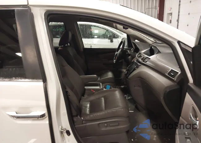 5FNRL5H68GB151538: 44337335