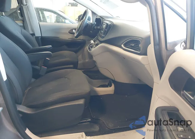 2C4RC1CG9HR665509: 44337459