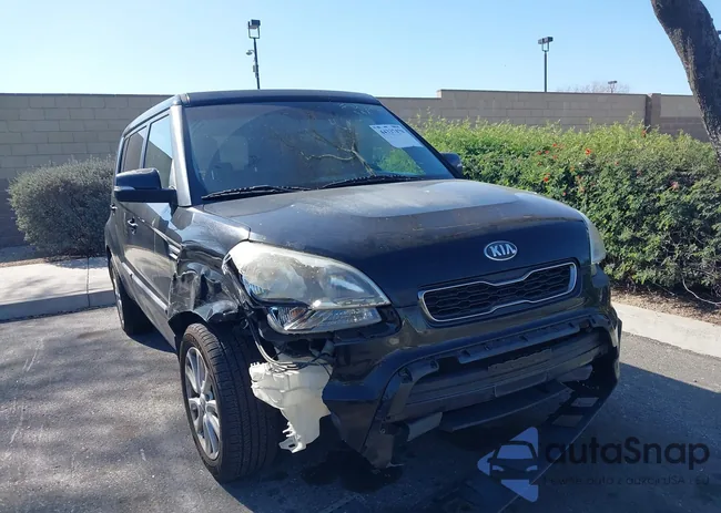 KNDJT2A60D7583144: 44337470