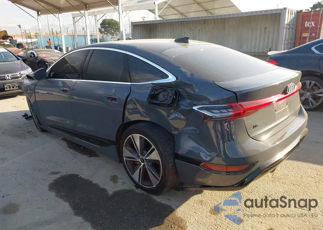 WAU3CAGH4SA026312: 44336593