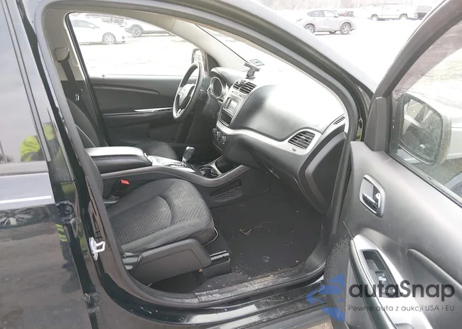 3C4PDCAB8HT709570: 44336628