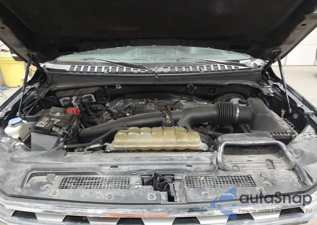 1FMJU2AT5MEA41774: 44336760