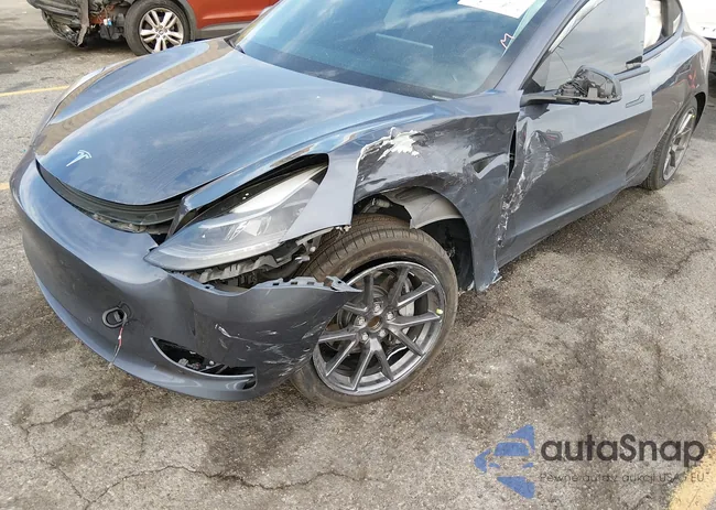 5YJ3E1EA4MF876003: 44336789