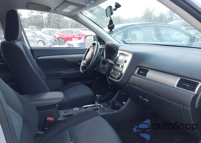 JA4AZ3A37EZ010560: 44336848