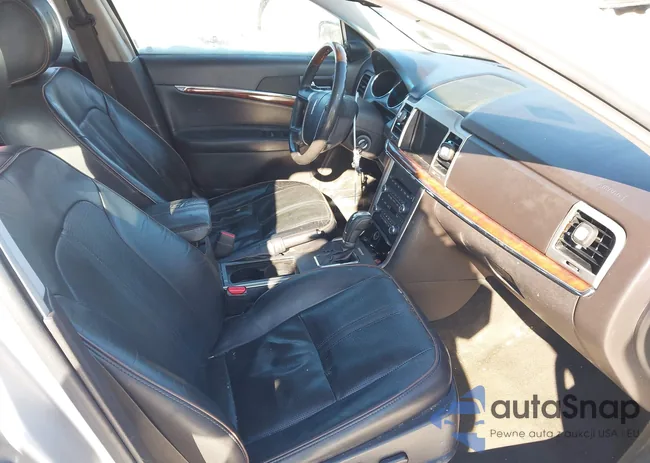 3LNHL2JC2BR760718: 44336889