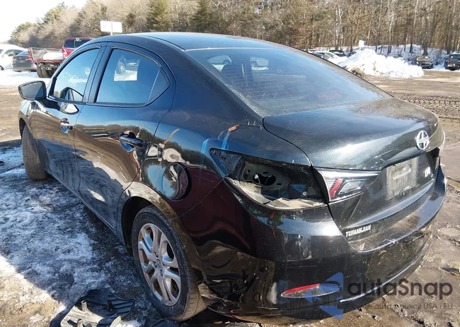 3MYDLBZV0GY126332: 44337988