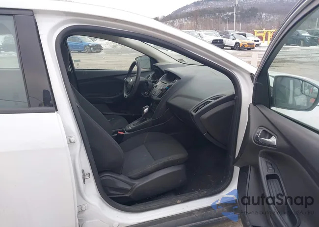 1FADP3F20FL243604: 44338052