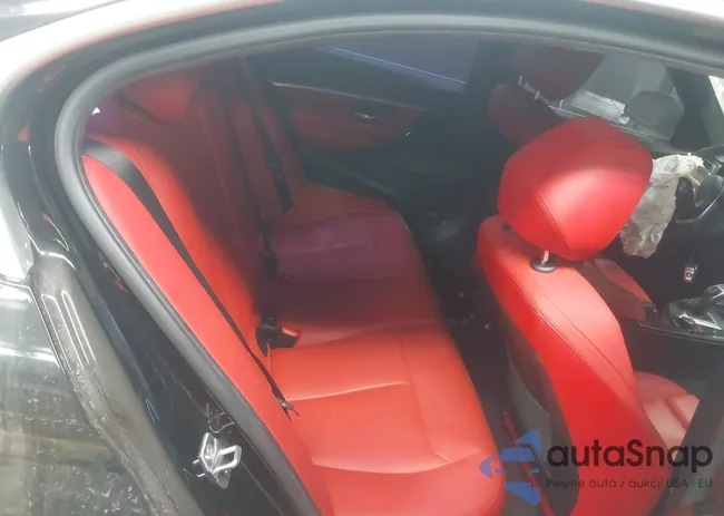 WBA8B9C36HK885308: 44338117