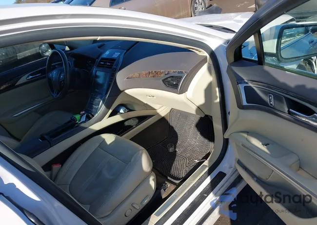 3LN6L2LU9DR824334: 44338156