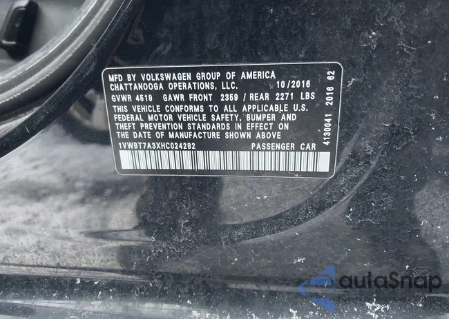 1VWBT7A3XHC024282: 44338284