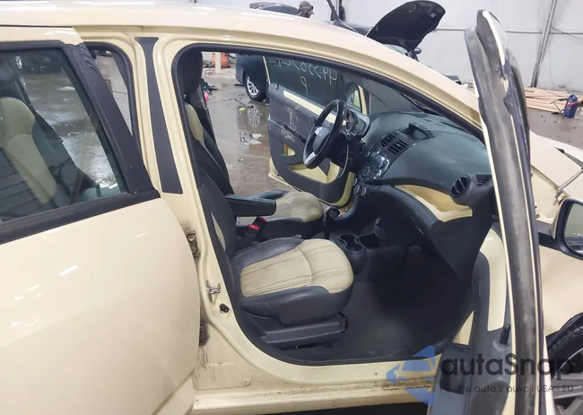 KL8CB6S93EC499686: 44338324