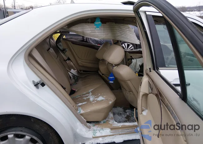 WDBJF65H5XA855915: 44338468