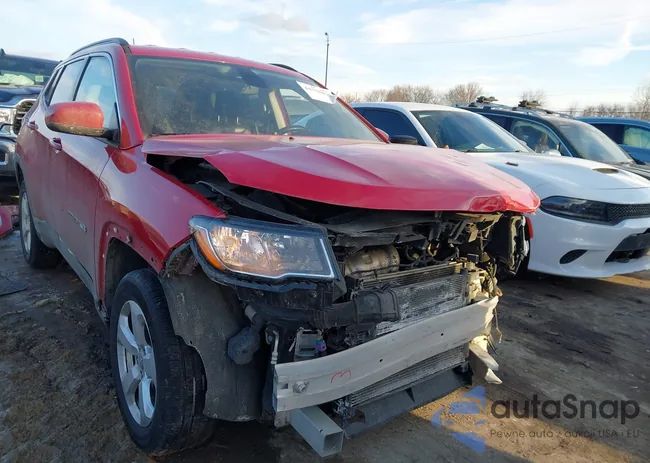 3C4NJDBB2JT265905: 44338475