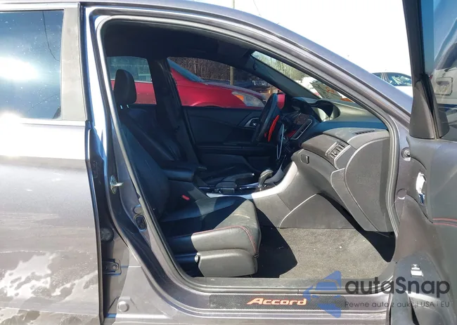 1HGCR2F19HA120644: 44338515