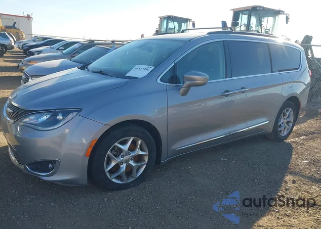 2C4RC1BG8HR816082: 44337590