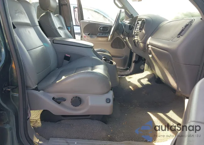 1FTRW08L82KA87111: 44337606