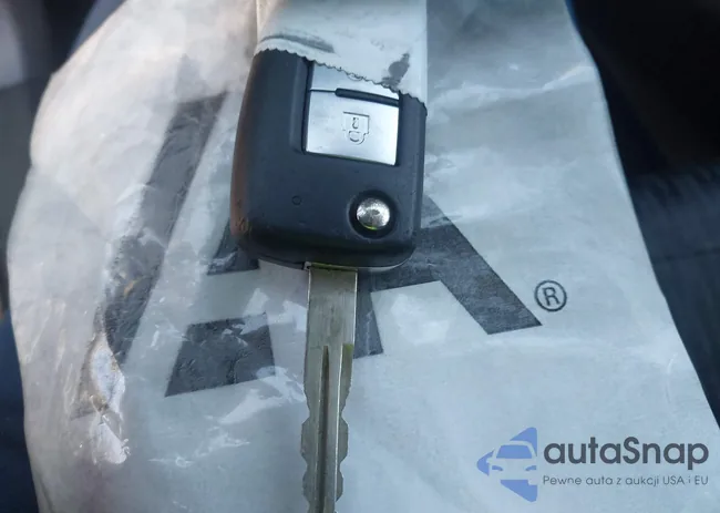 JN8AT2MT7HW392144: 44337740