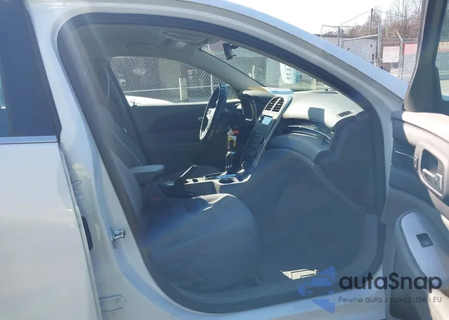 1G11B5SA5GF114870: 44337743