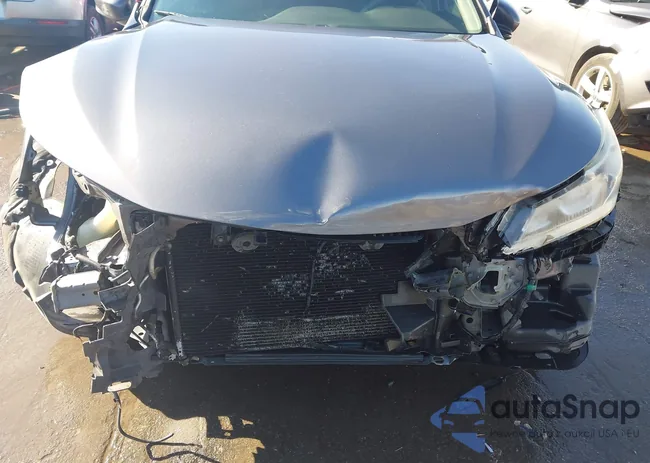 1HGCR2F30HA003049: 44337745