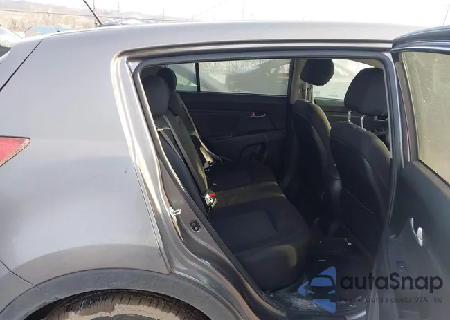 KNDPBCA21C7312883: 44337770