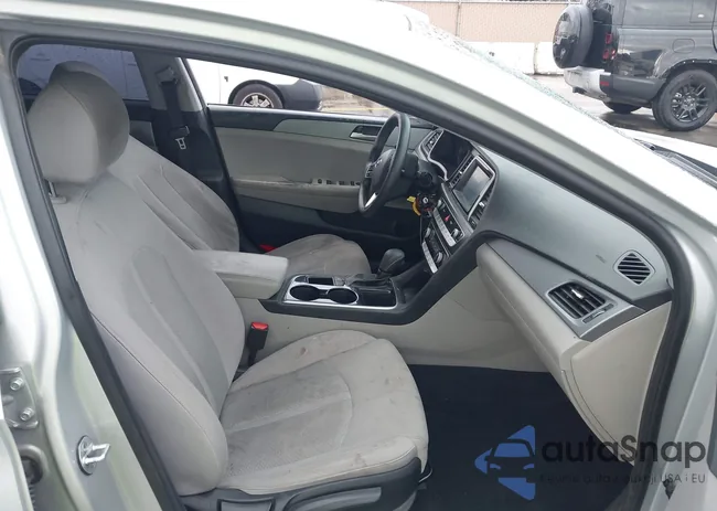 5NPE24AF1KH773673: 44337862