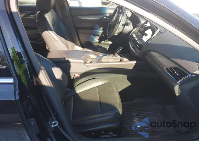 1G6DT5RW8M0121171: 44337900