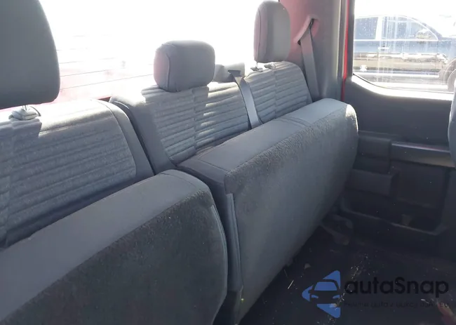 1FTFX1E82MKF10449: 44337955