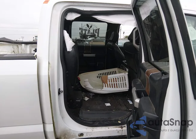 1FTFW1EG9JKF61680: 44339045