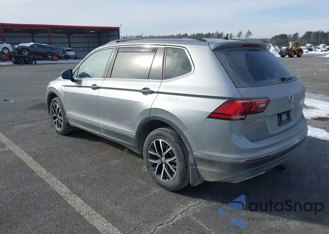 3VV2B7AX7MM076942: 44339104