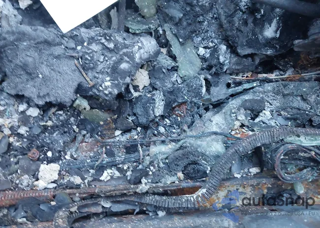 4T1BE32K02U076013: 44339126