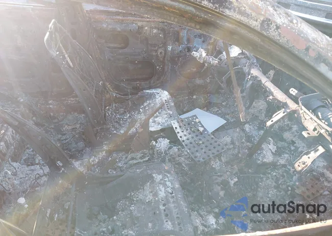 4T1BE32K02U076013: 44339126