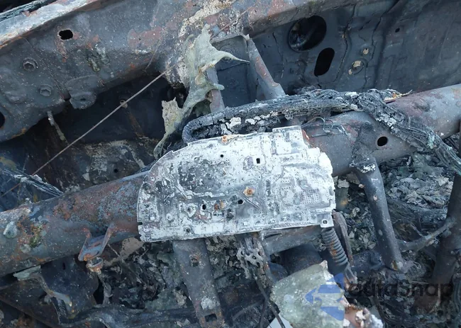 4T1BE32K02U076013: 44339126