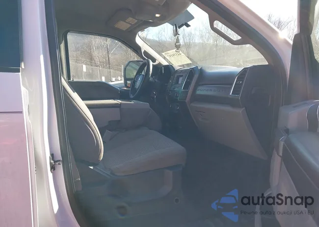 1FT7W2BT1HED52180: 44339197