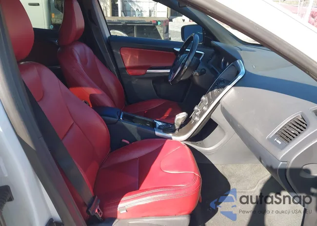 YV4902DZ2D2403979: 44339209