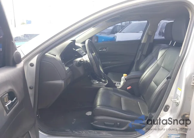 19VDE1F30EE008472: 44339215