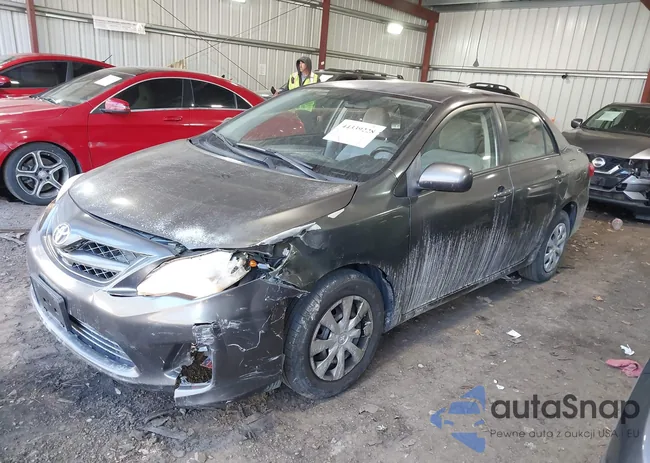 2T1BU4EE5BC697229: 44339228