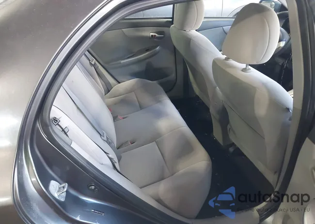 2T1BU4EE5BC697229: 44339228