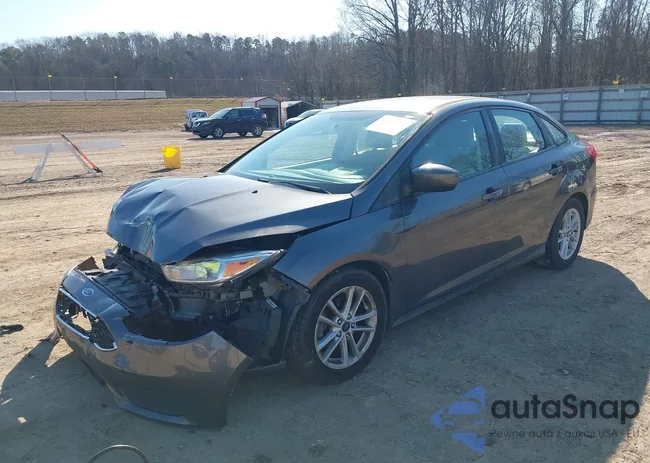 1FADP3F27JL252017: 44339459