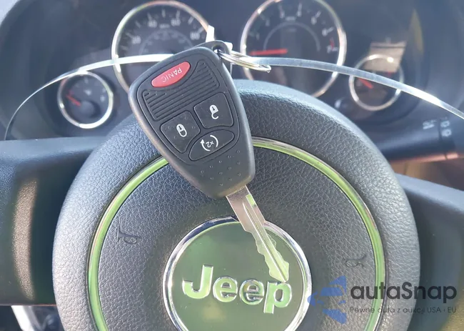 1J4BA5H12BL555284: 44339513