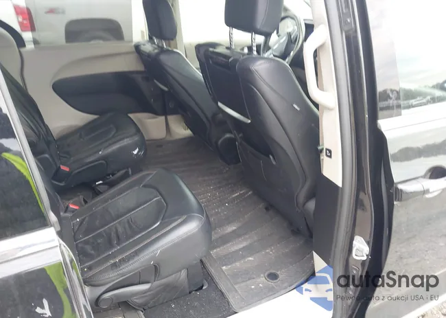 2C4RC1EG2HR635846: 44339528