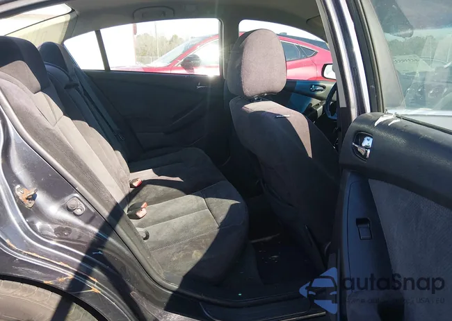 1N4AL21E68C178951: 44339535