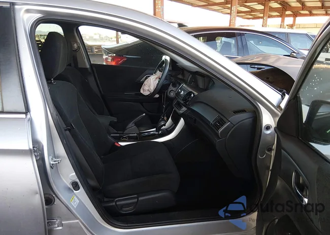 1HGCR2F39DA022113: 44338561