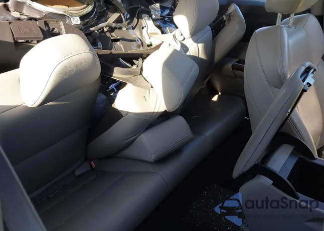 19UUB1F35FA016539: 44338647